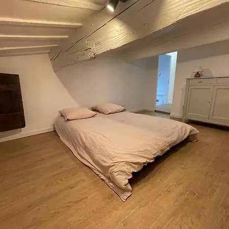 Apartament 1er Etage Plein Coeur Centre Historique Pézenas